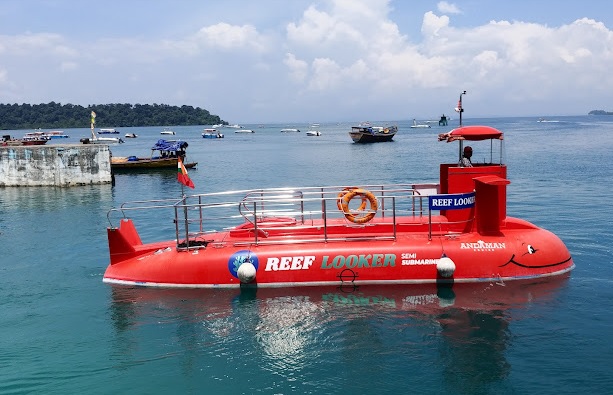 SEMI SUBMARINE
